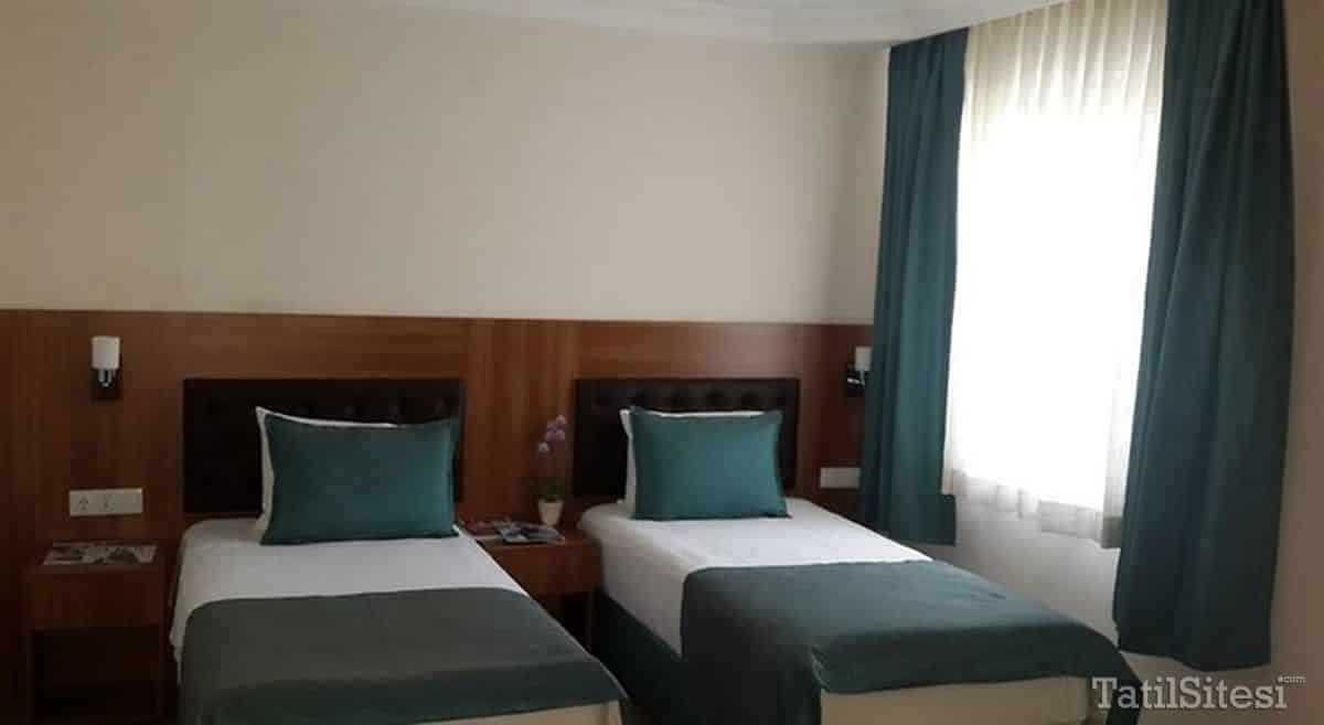 Diamond City Resort Hotel